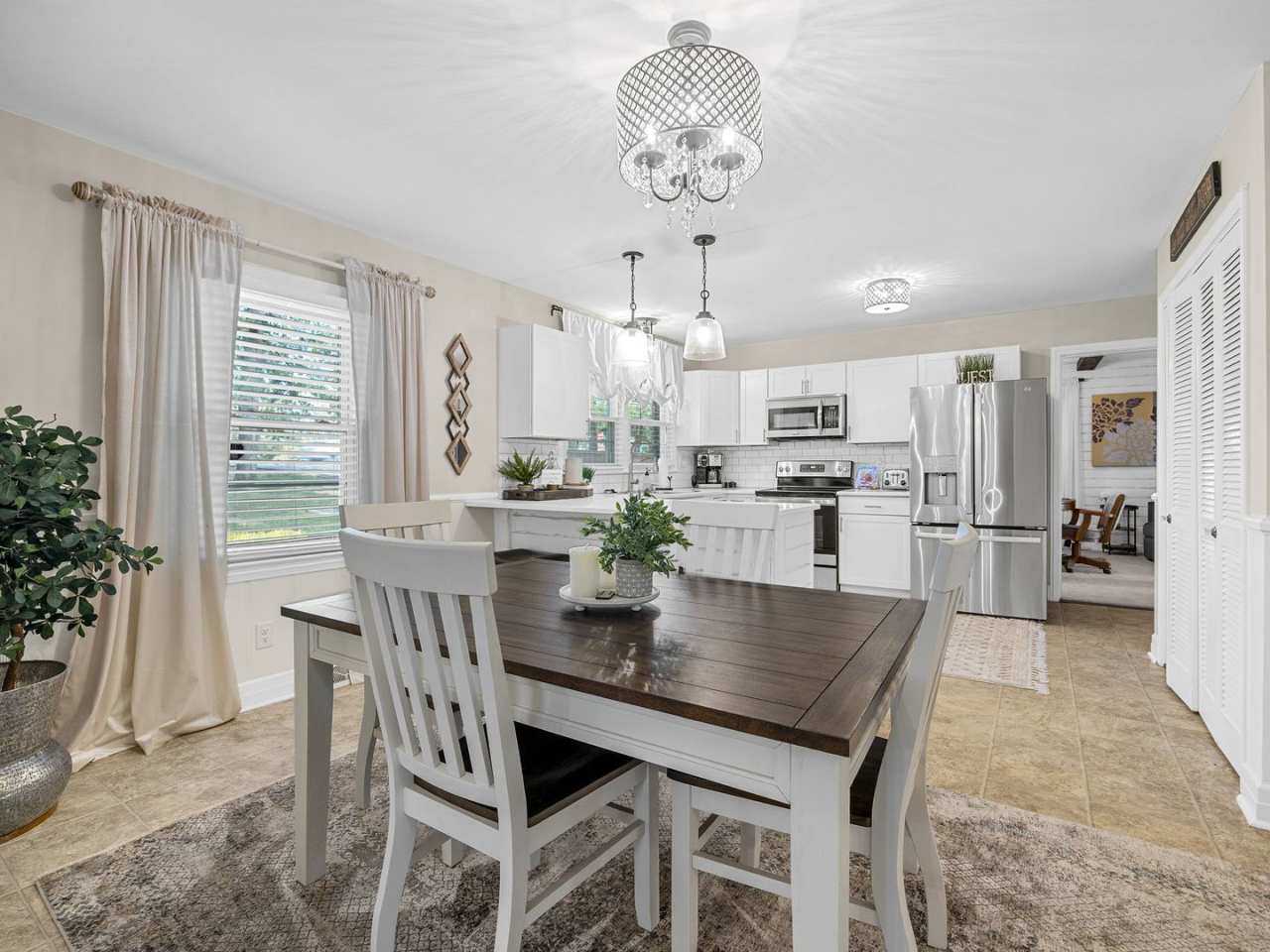 Immaculately Maintained 2 BR, 1 BA Short-Term Rental in Greer NO APPLICATION FEE if APPROVED