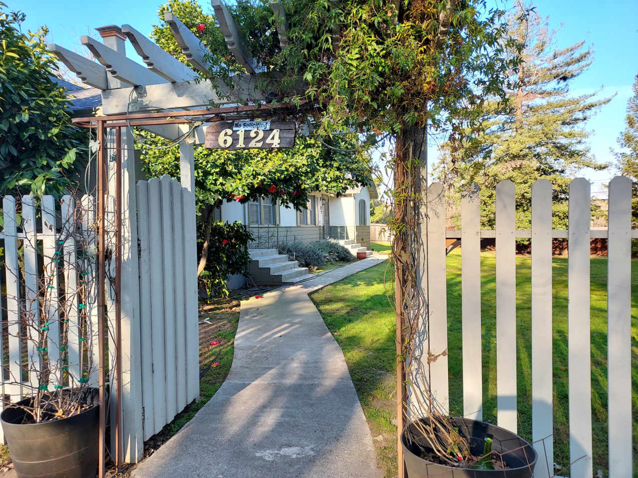 6124 Van Alstine Ave. Apartment A