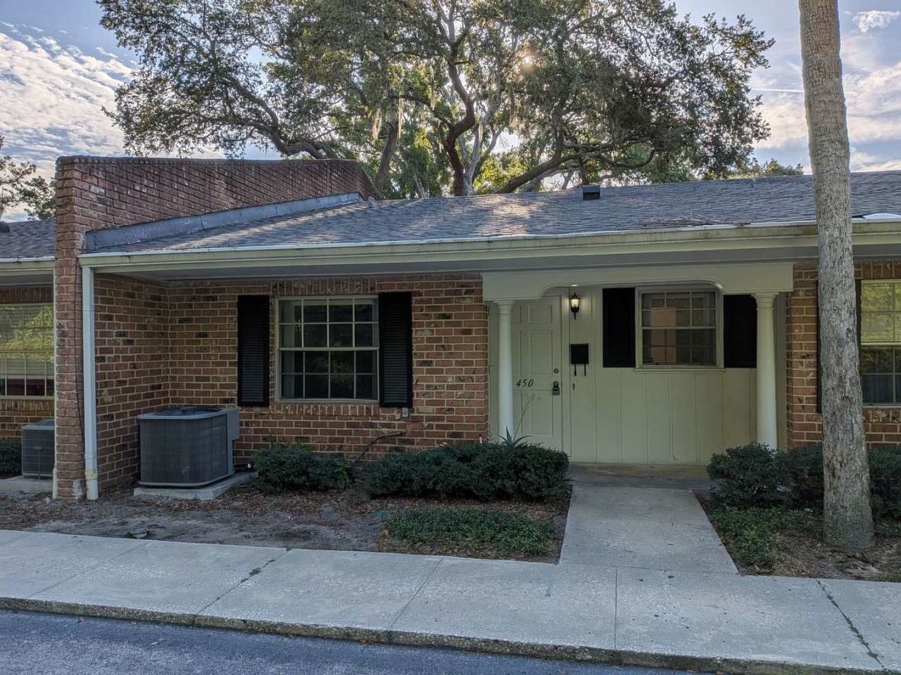 2 Bed / 1.5 Bath Condo at Cherrywood Gardens in Maitland