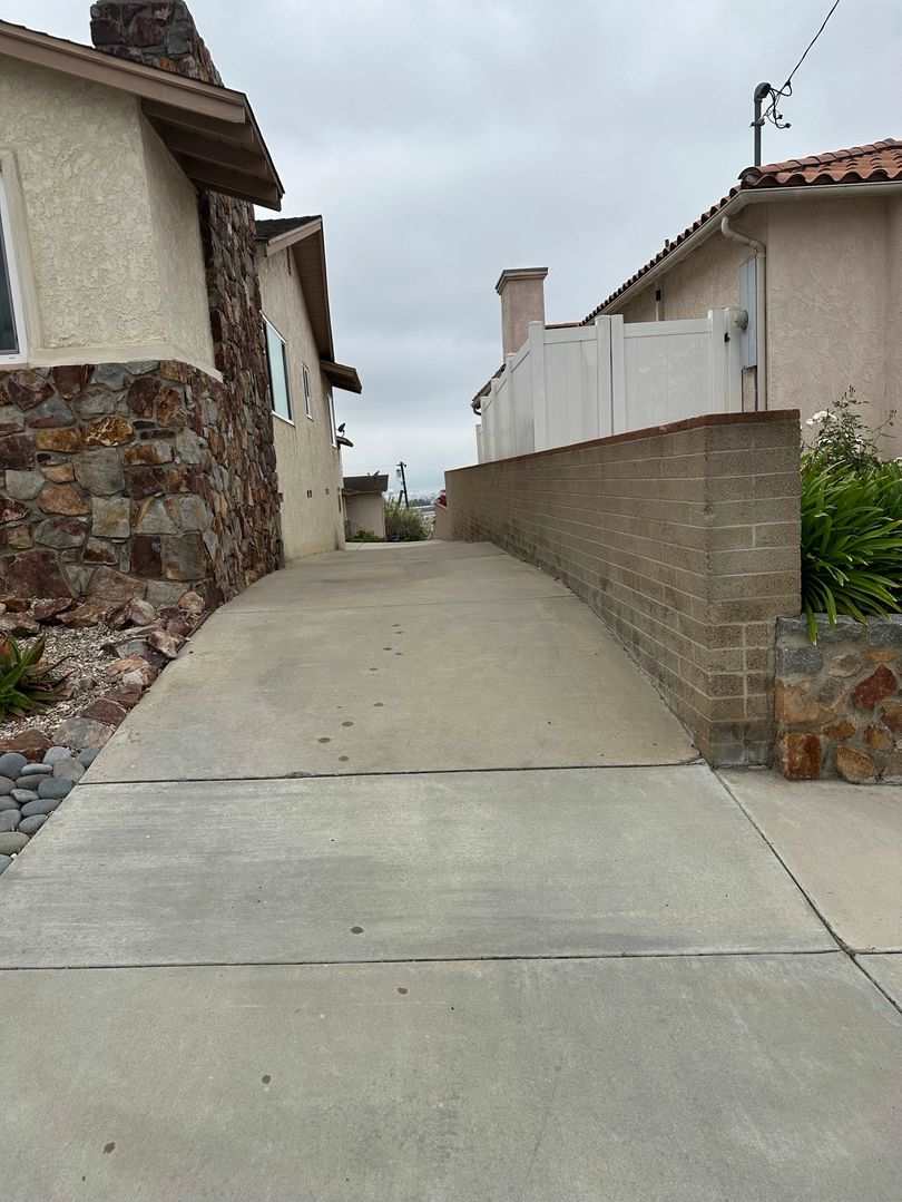 3120-3126 Horton Ave