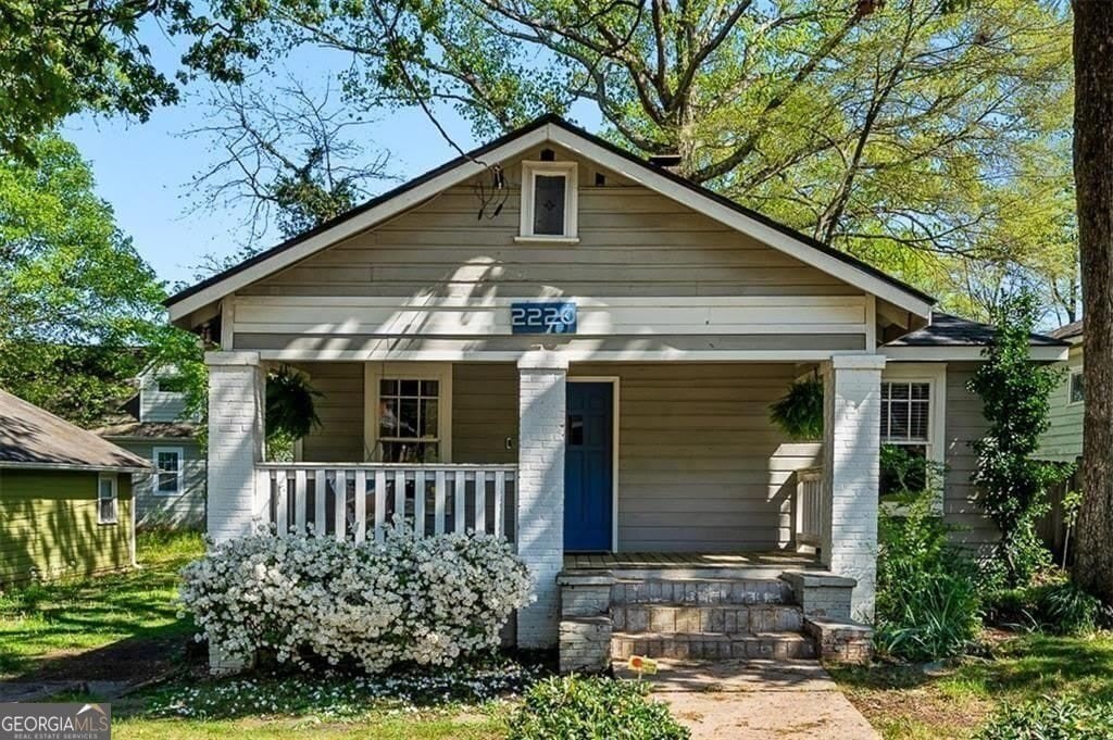 2220 Newnan Street