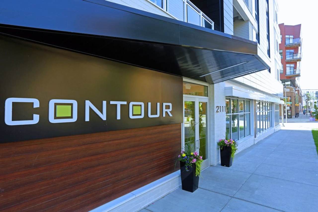 2111 E. Ivanhoe Place