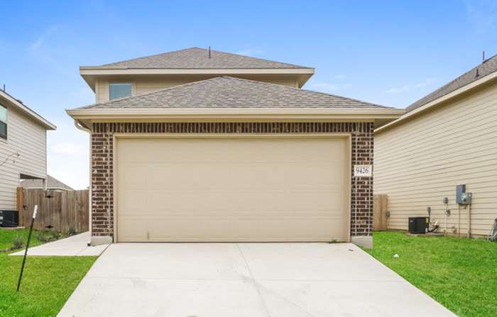 9426 Somers Bend