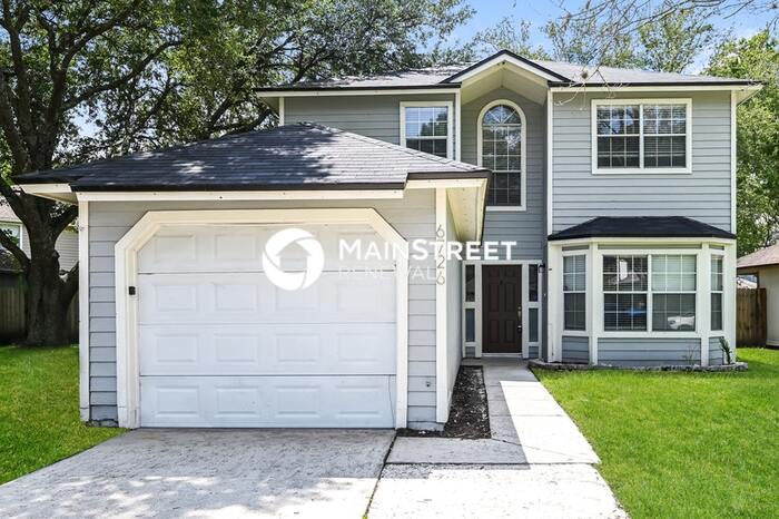 6726 Newgate Circle East