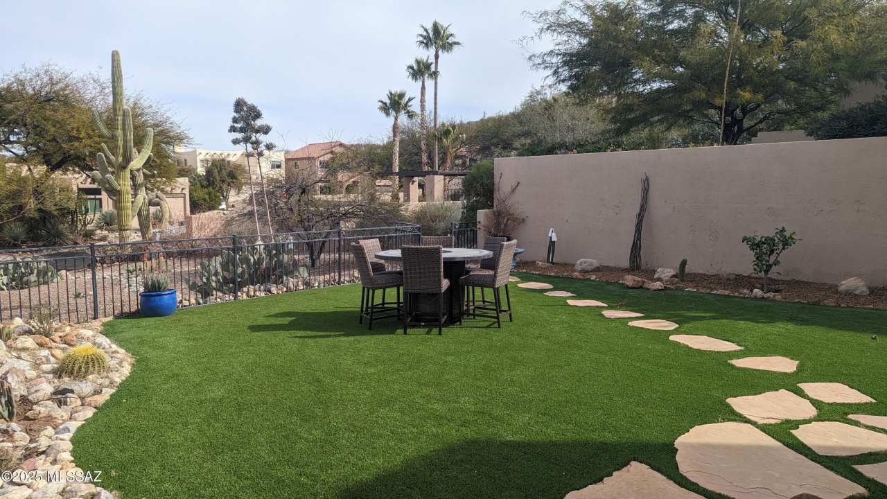 1655 E Deer Shadow Lane