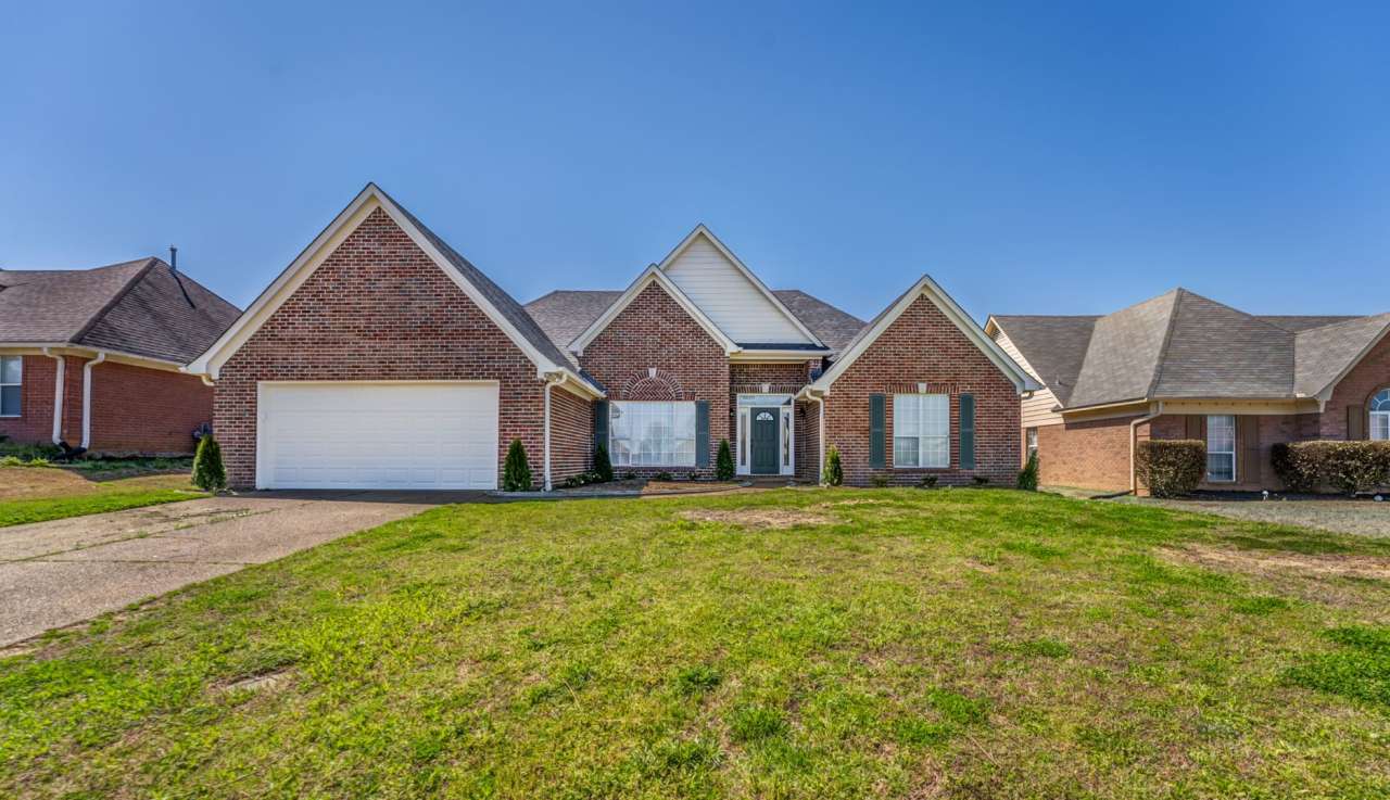 Modern Comfort Meets Southern Charm – Spacious 4-Bedroom Home