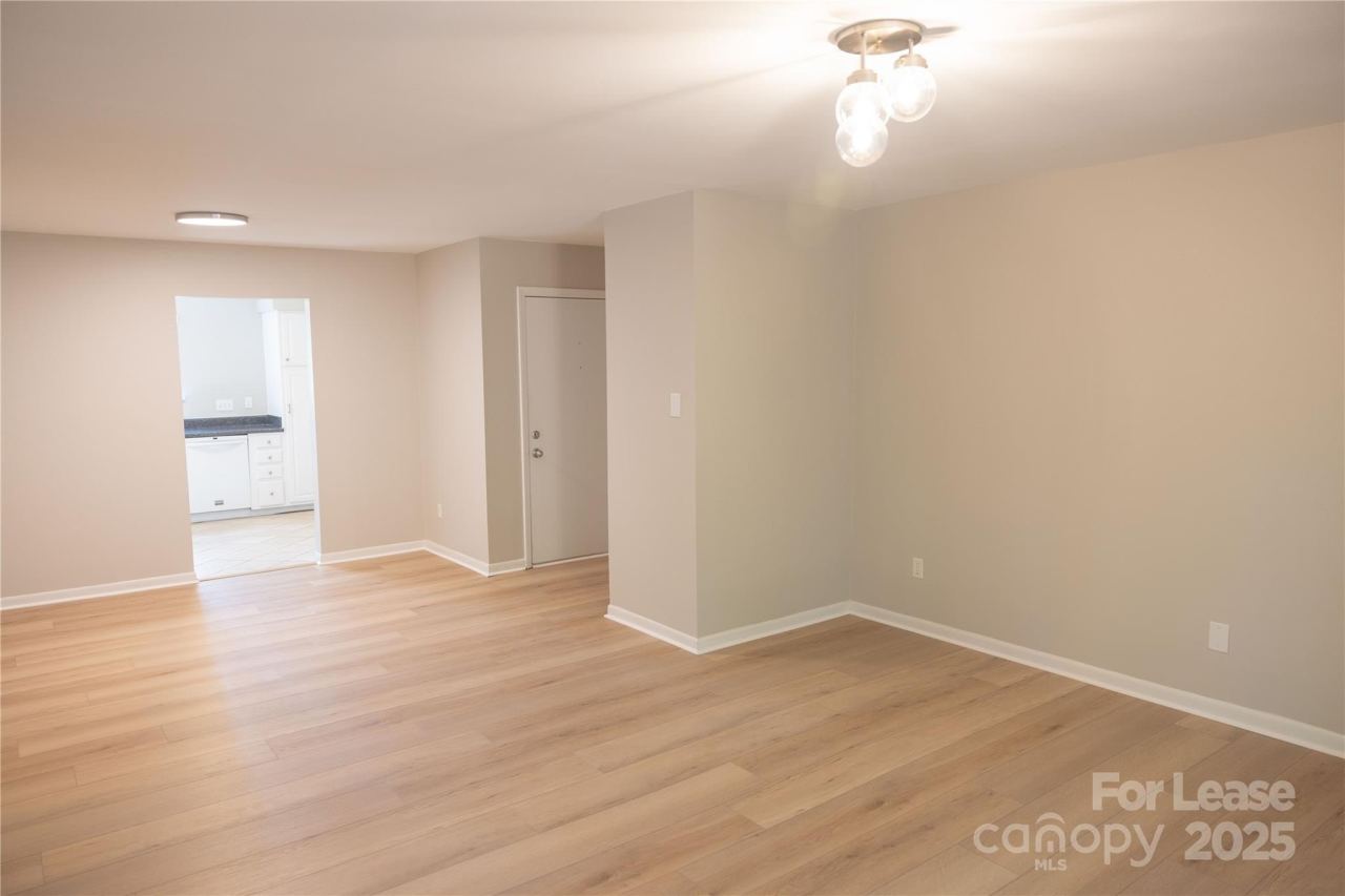 6100 Heathstone Lane unit: B