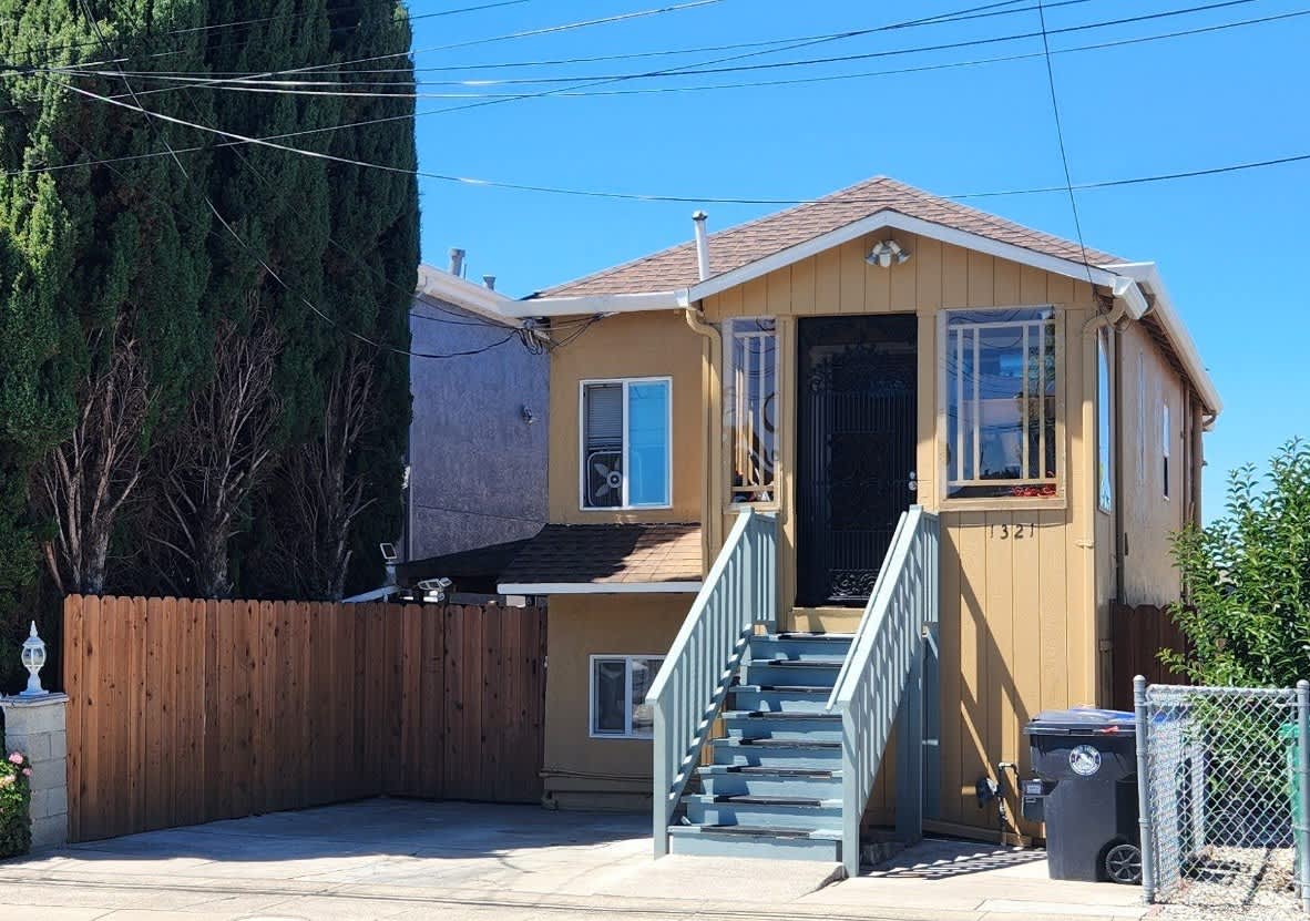 1321 145th Ave
