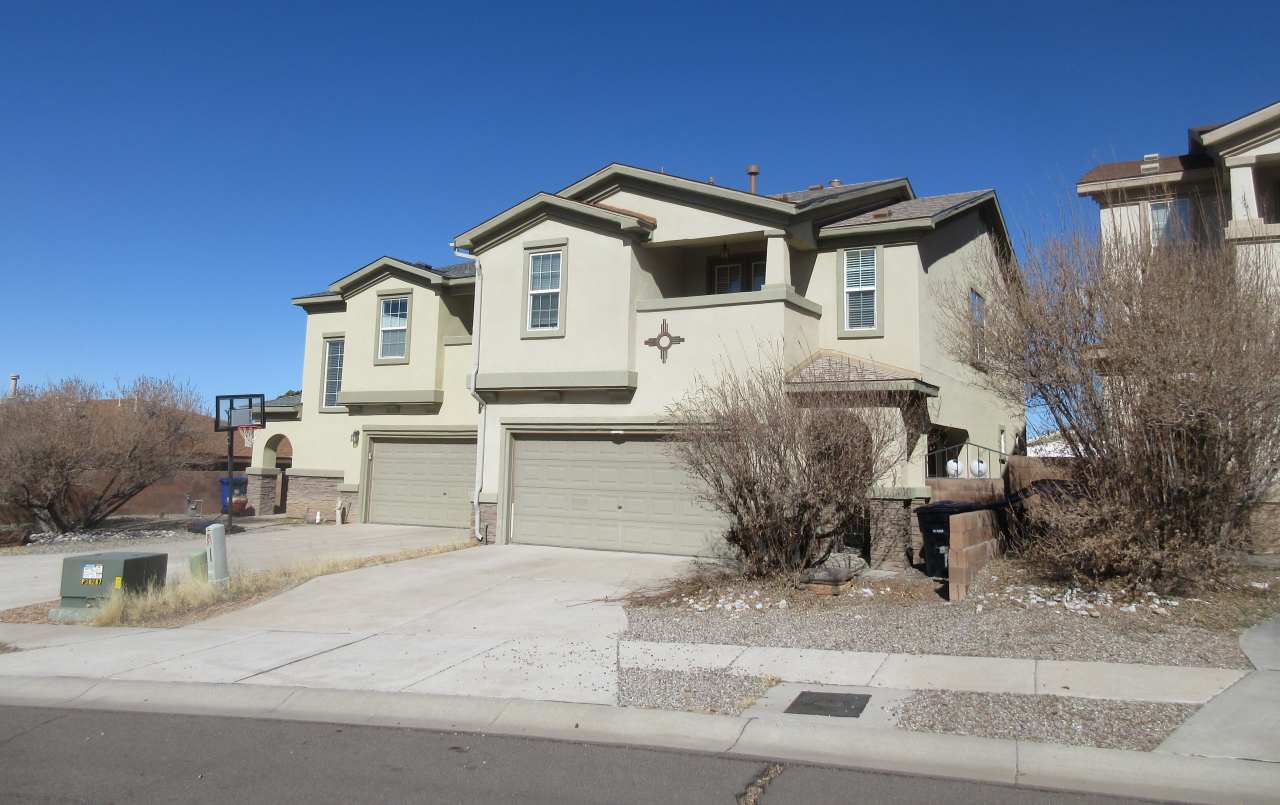 12505 Woodland Ave NE