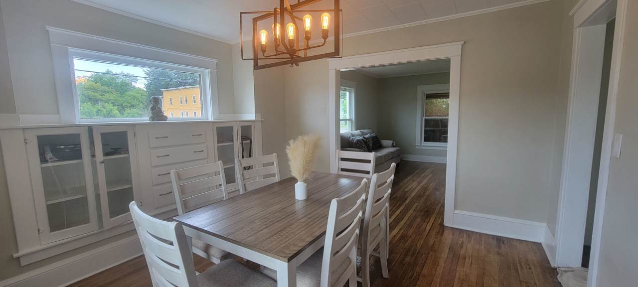 Fully Renovated Elmira Heights 3br