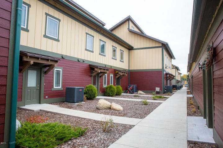 530 Silverleaf Dr