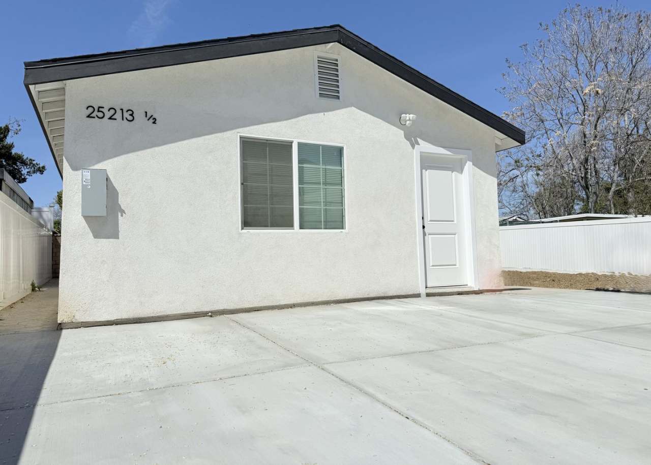 25213 1/2 Wheeler Road