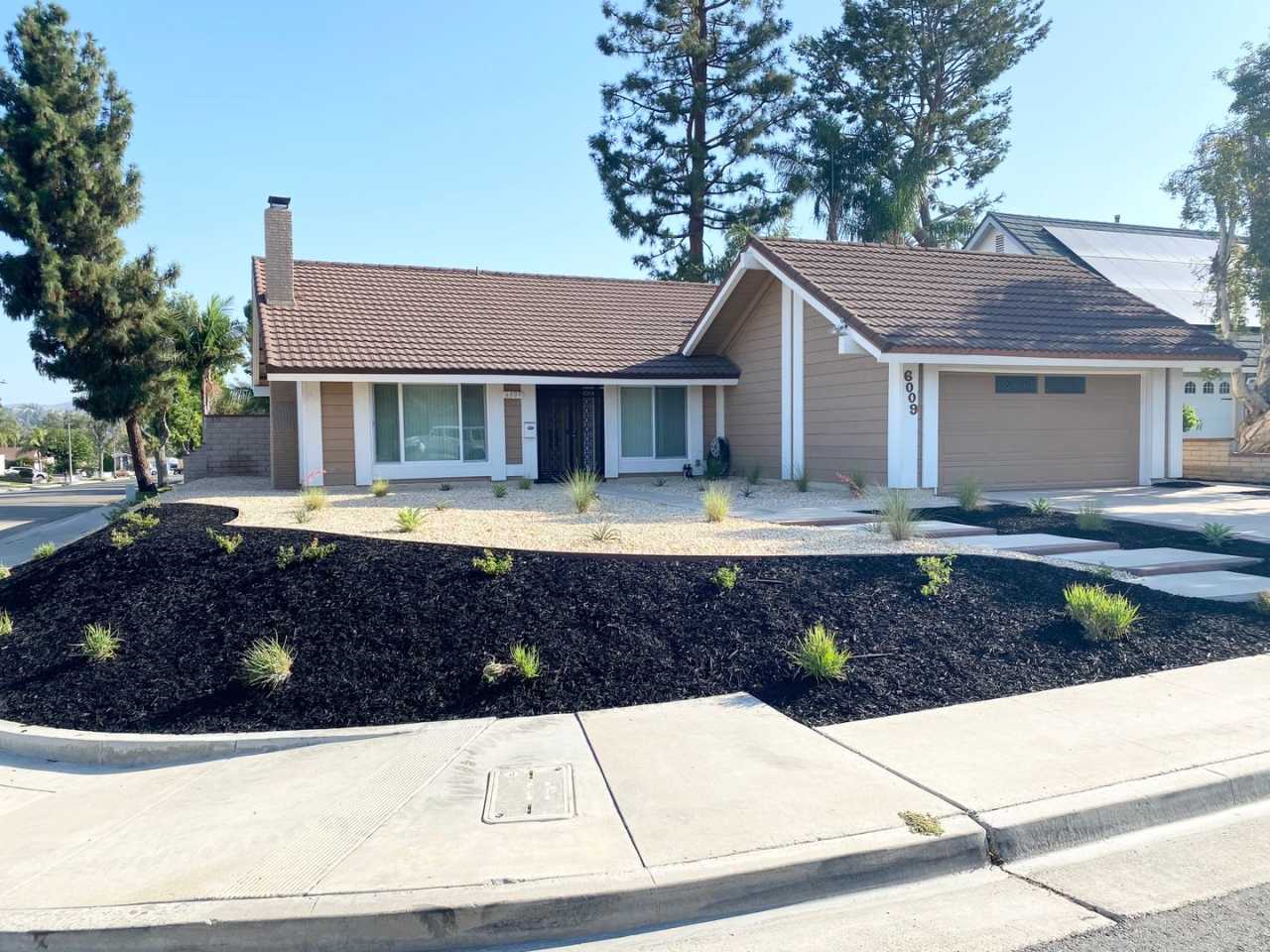 Amazing Pet friendly Anaheim home!
