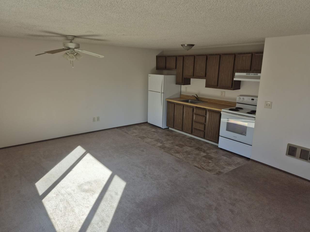 1241 NE Hogan PlaceOnsite Office: 1229