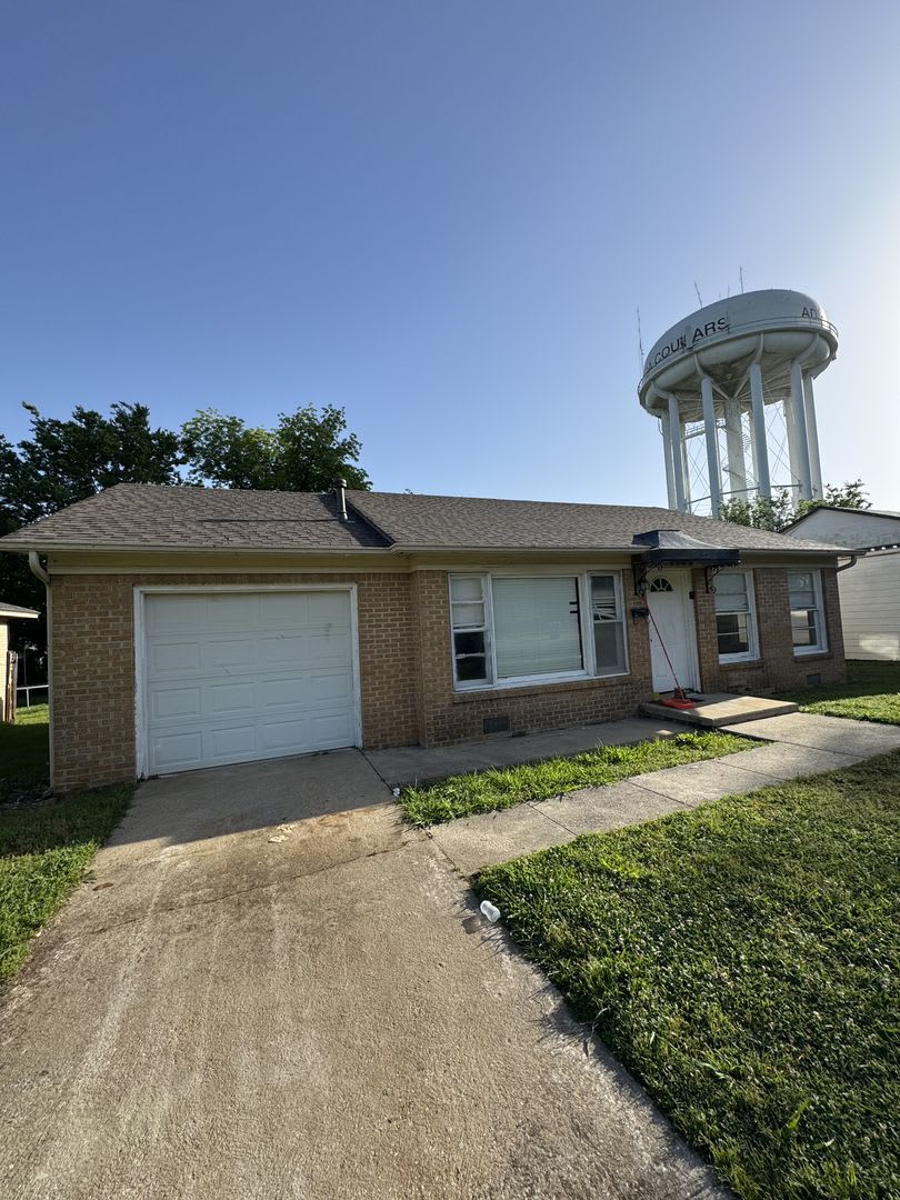 3 Bedroom 1 Bath Singe Family Home