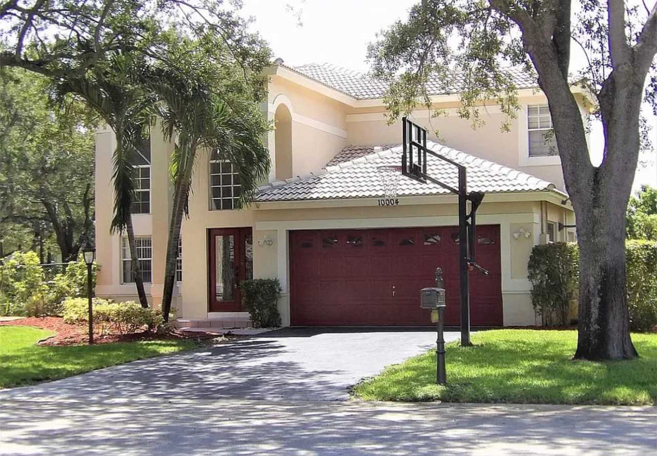 10004 Northwest 57th Place