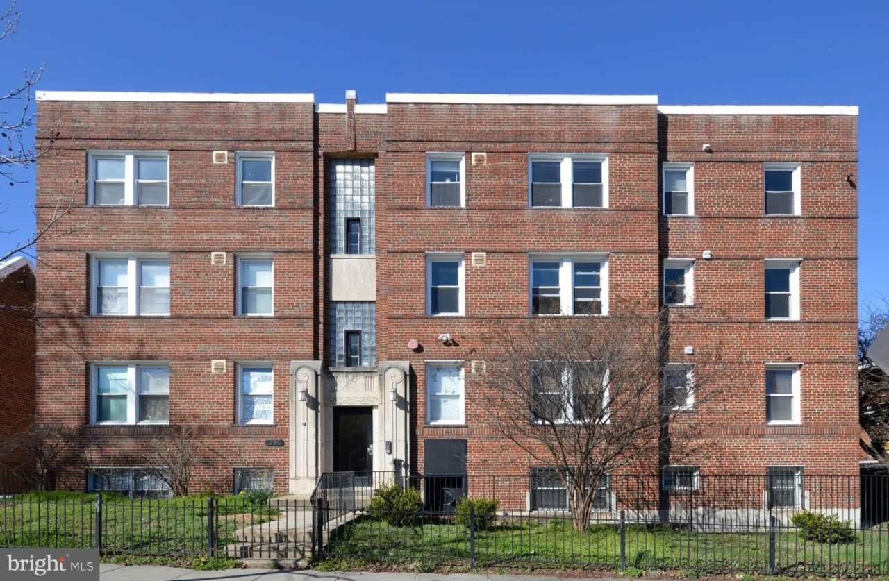 1380 BRYANT Street NE unit: 202