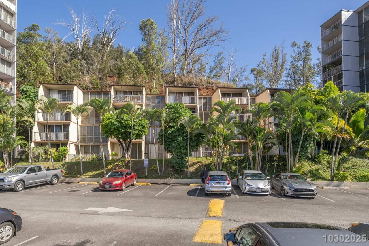 Move-In Ready 1-Bedroom 1 Bath Condo in Central Oahu