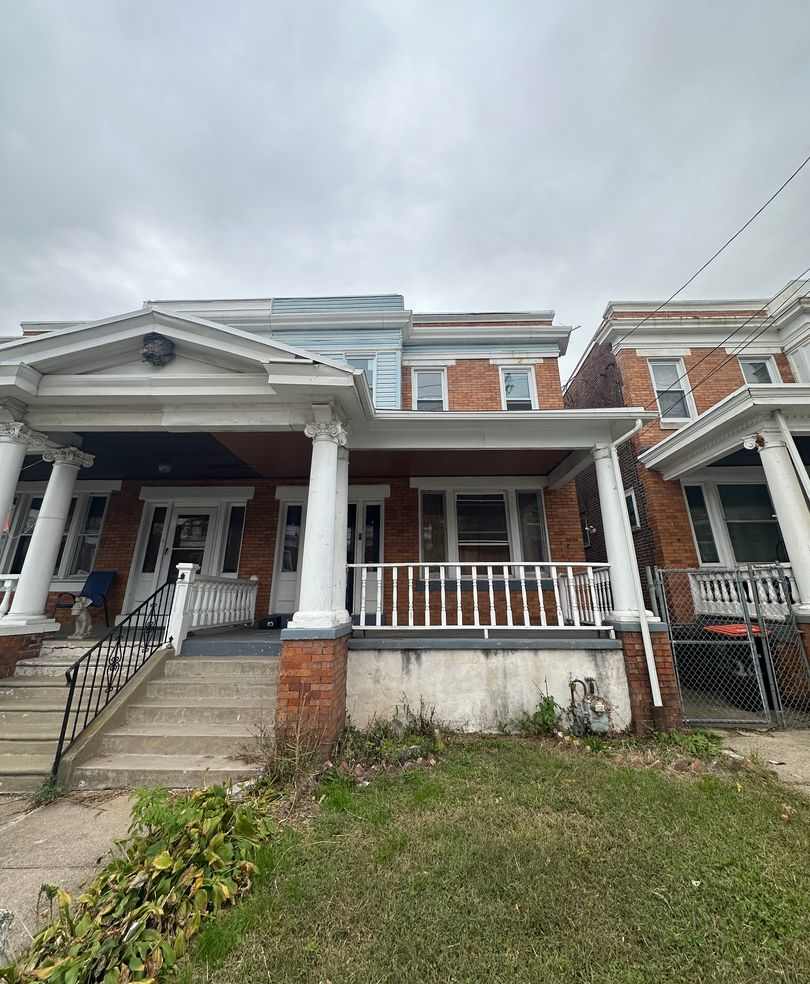 Beautifully Renovated 3-Bedroom Twin Home with Spacious Layout  Fenced Yard