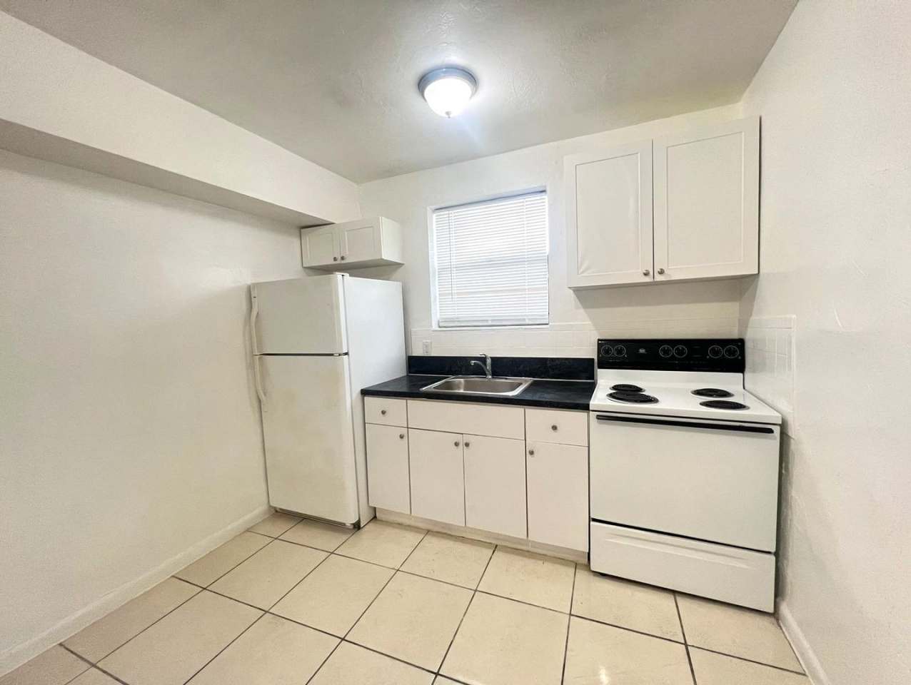 Modern Apartments Near Jackson Hospital: 1-3 Bedroom Options