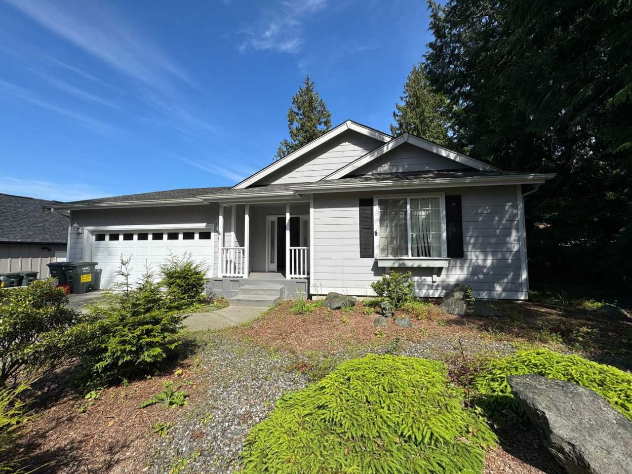 Nice Rambler in Birch Bay Village, 2 Car Garage. Near the Water!