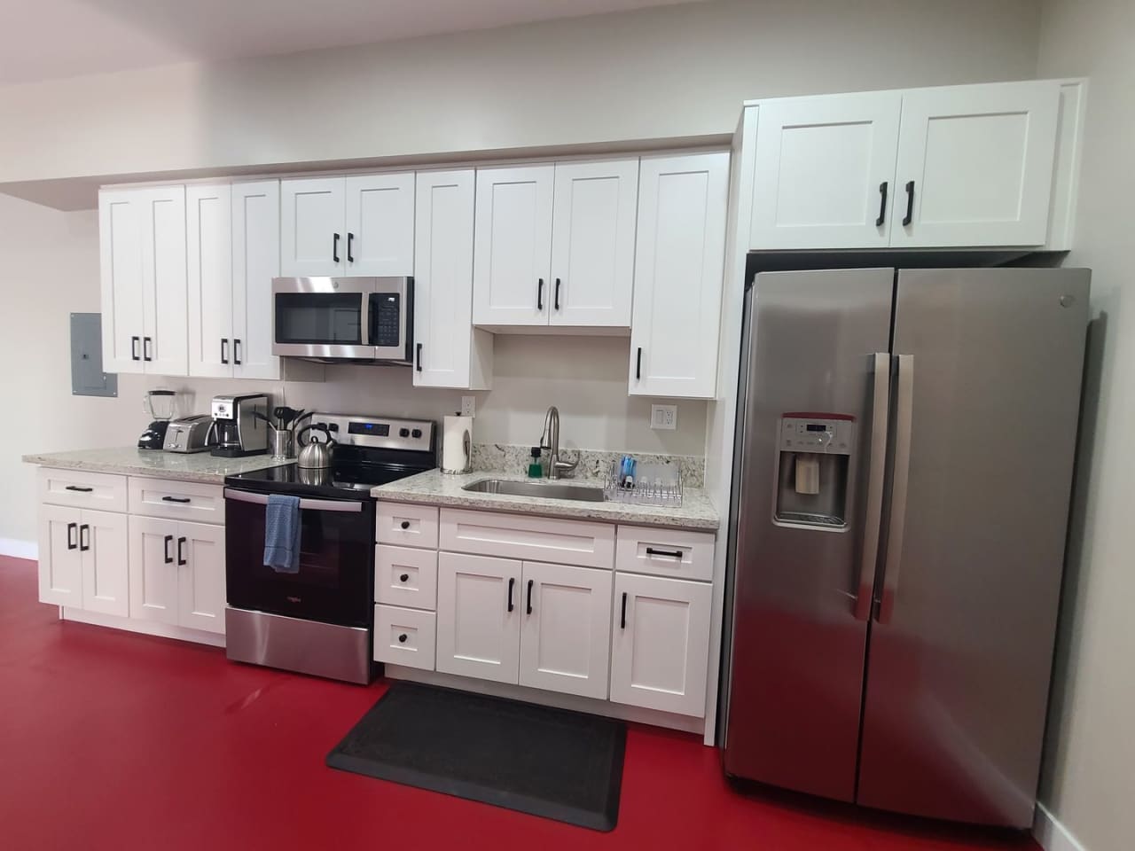 2 bed 1 bath "fully furnished" monthly ADU rental.