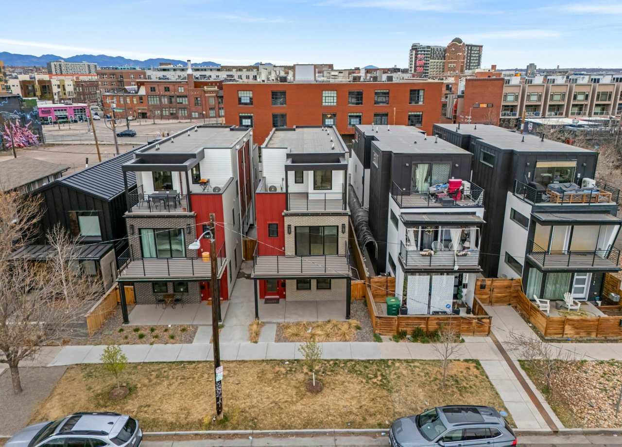 2451 Lawrence Street