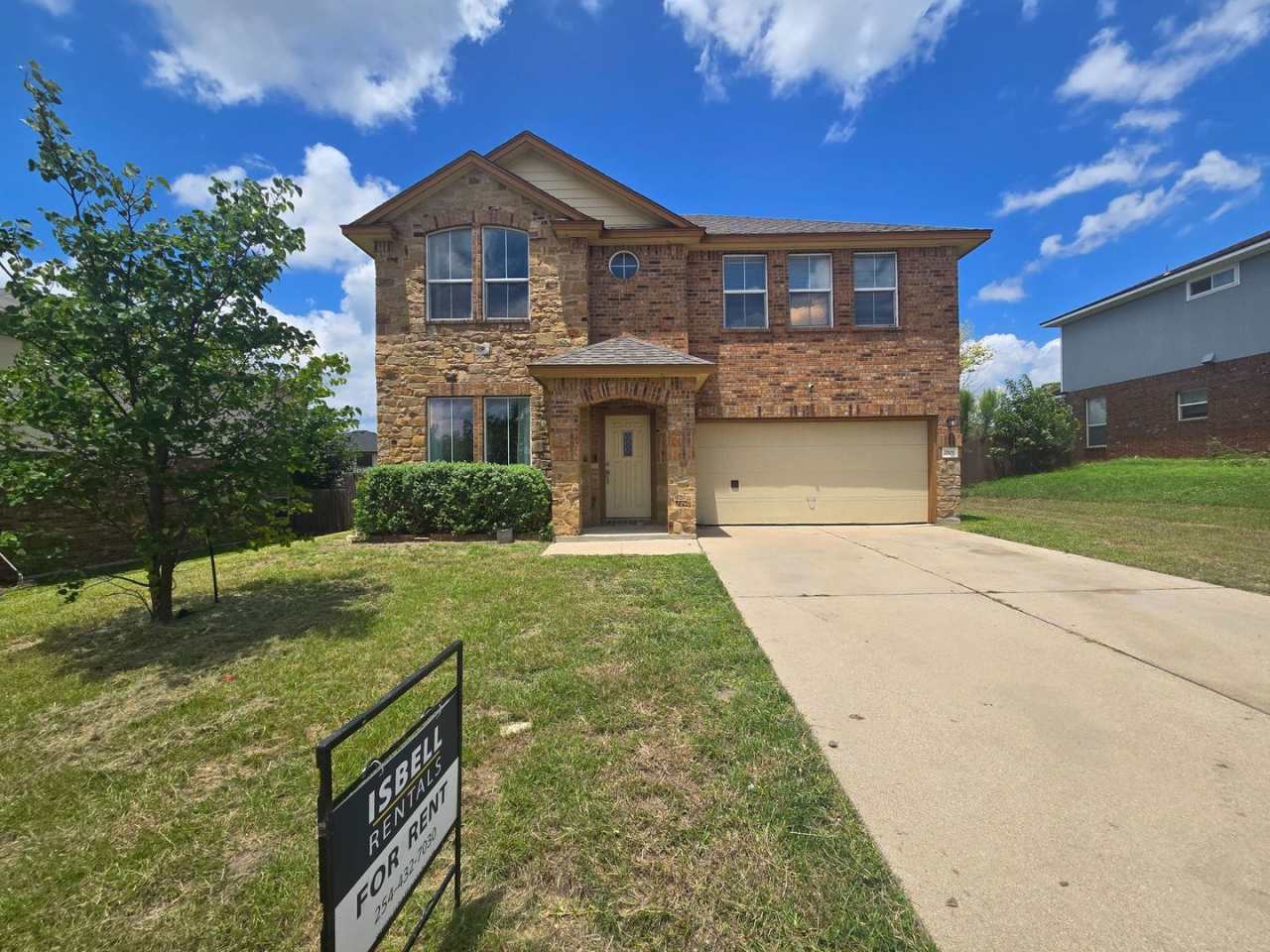 RENT REDUCTION - AVAILABLE NOW!