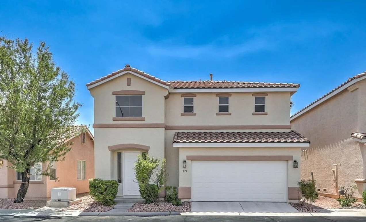 979 Park Bridge Avenue