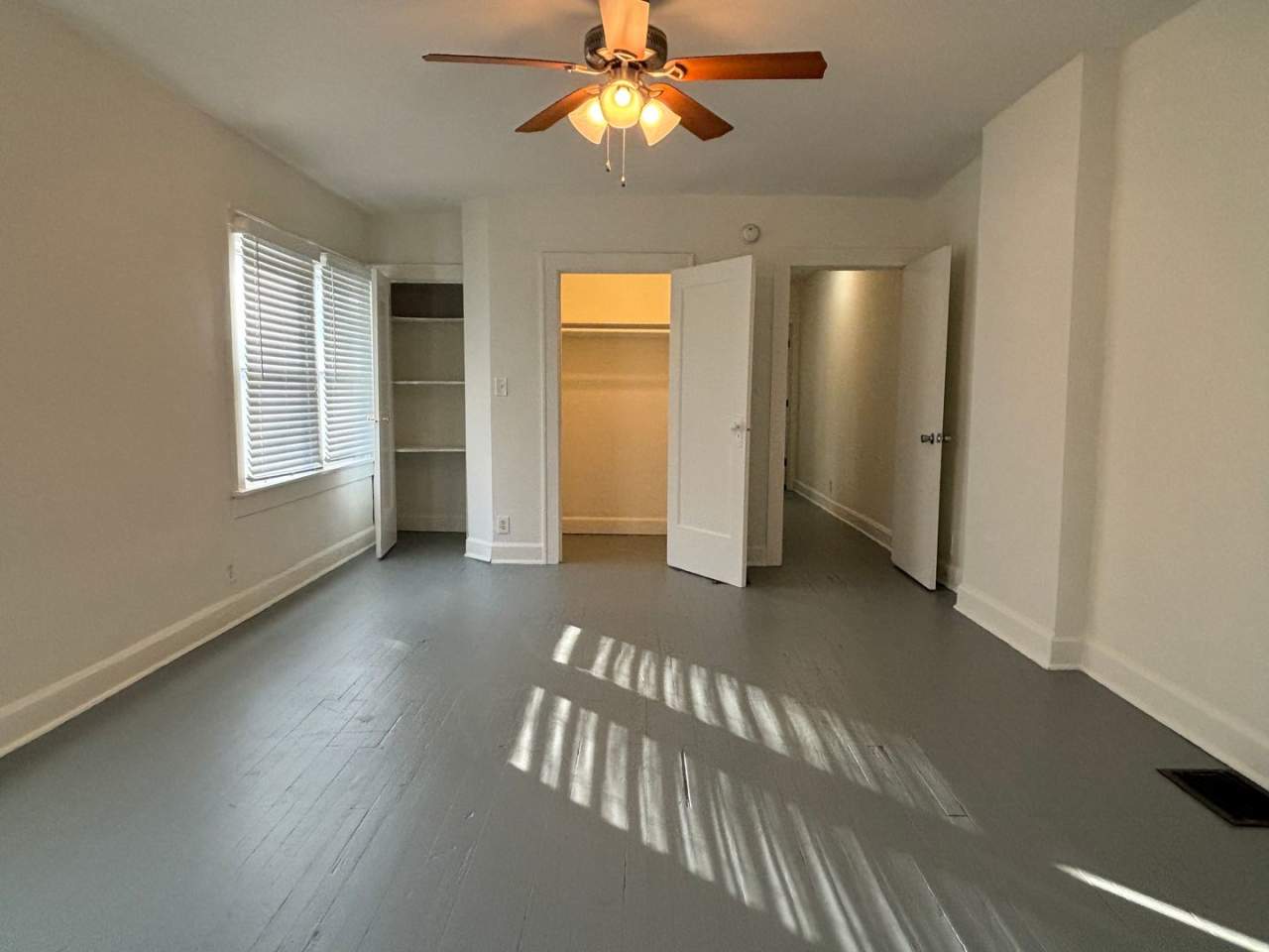 Large 2 Bed 1 Bath With Fenced in Yard  Deck!