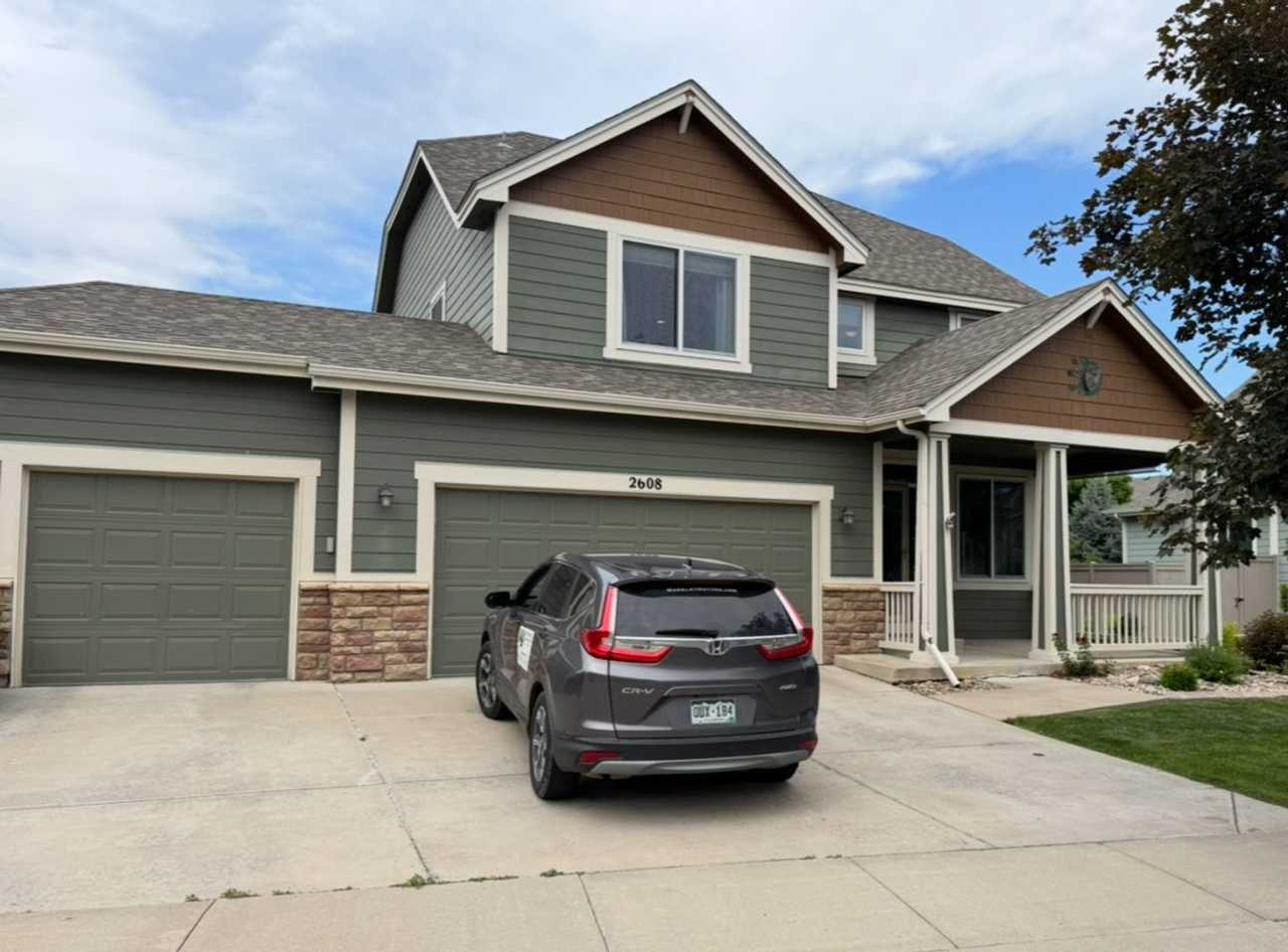 Beautiful 3 Bedroom Home with Loft  Finished Basement in Fort Collins