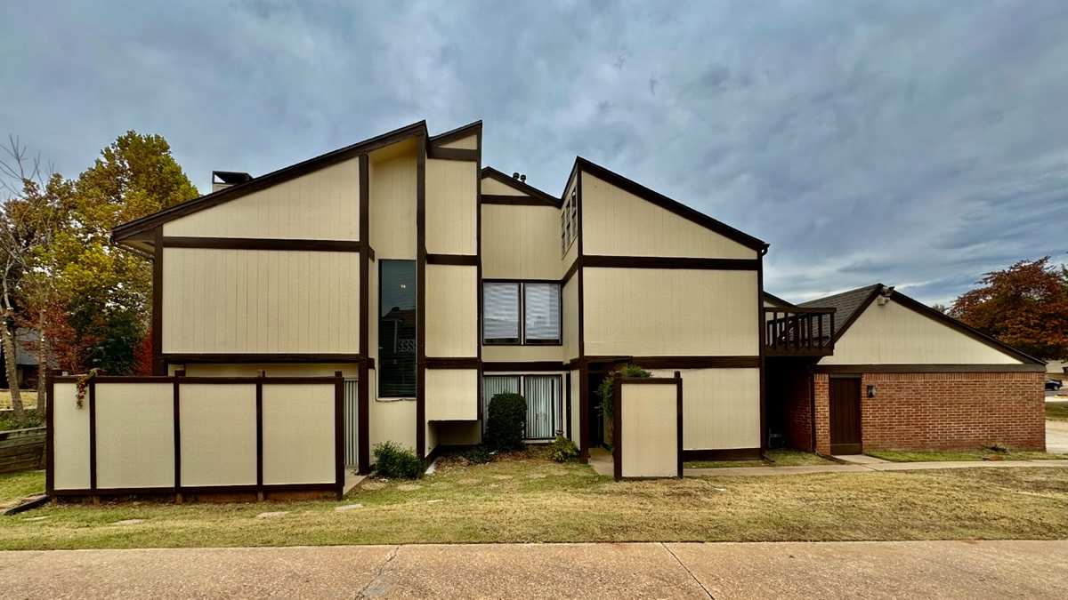 1824 Windhill Avenue