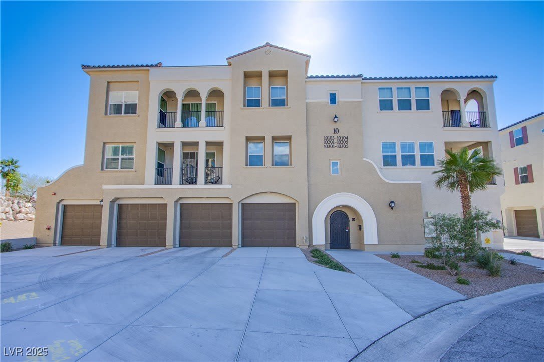 2555 Hampton Road