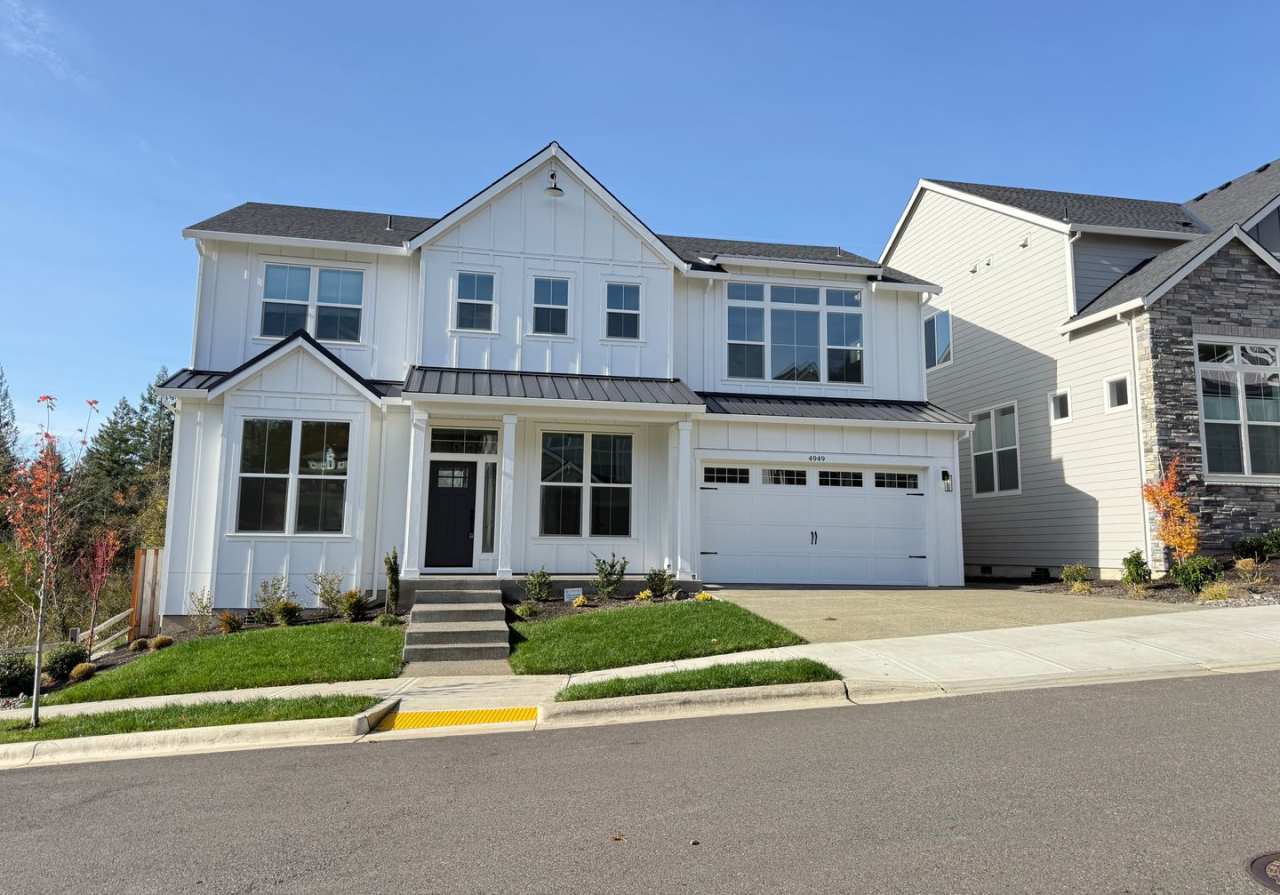 Beautiful  Bright Modern Craftsman with High-end Finishes! Backs to Greenspace! MUST SEE!!!!