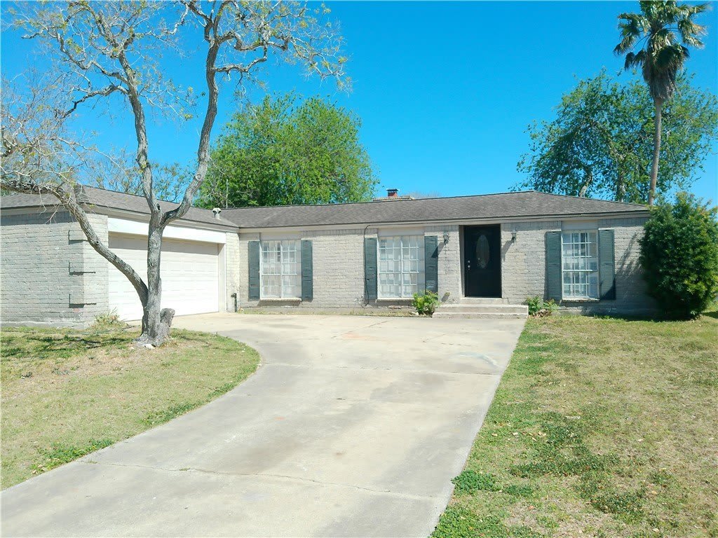5206 Royalton Drive