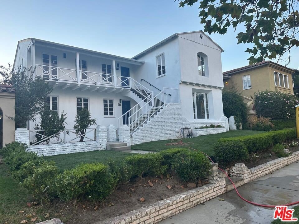 1163 S Crescent Heights Blvd