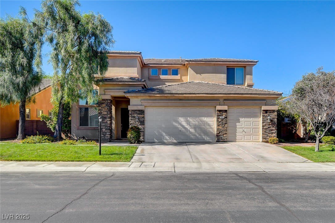 2411 Winter Cliffs Street