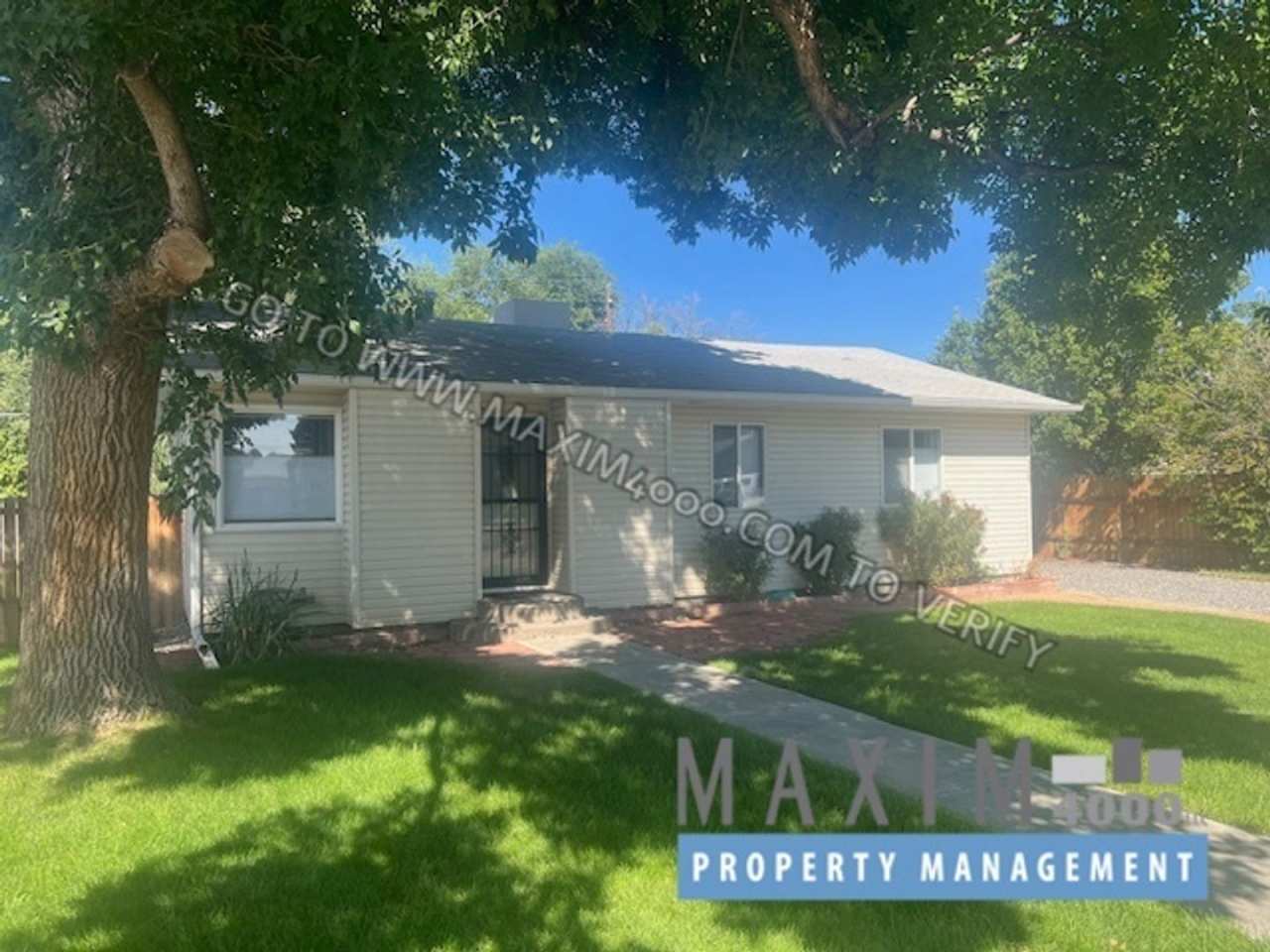 323 N MULBERRY STREET - FANTASTIC 3BR DOWNTOWN FRUITA!