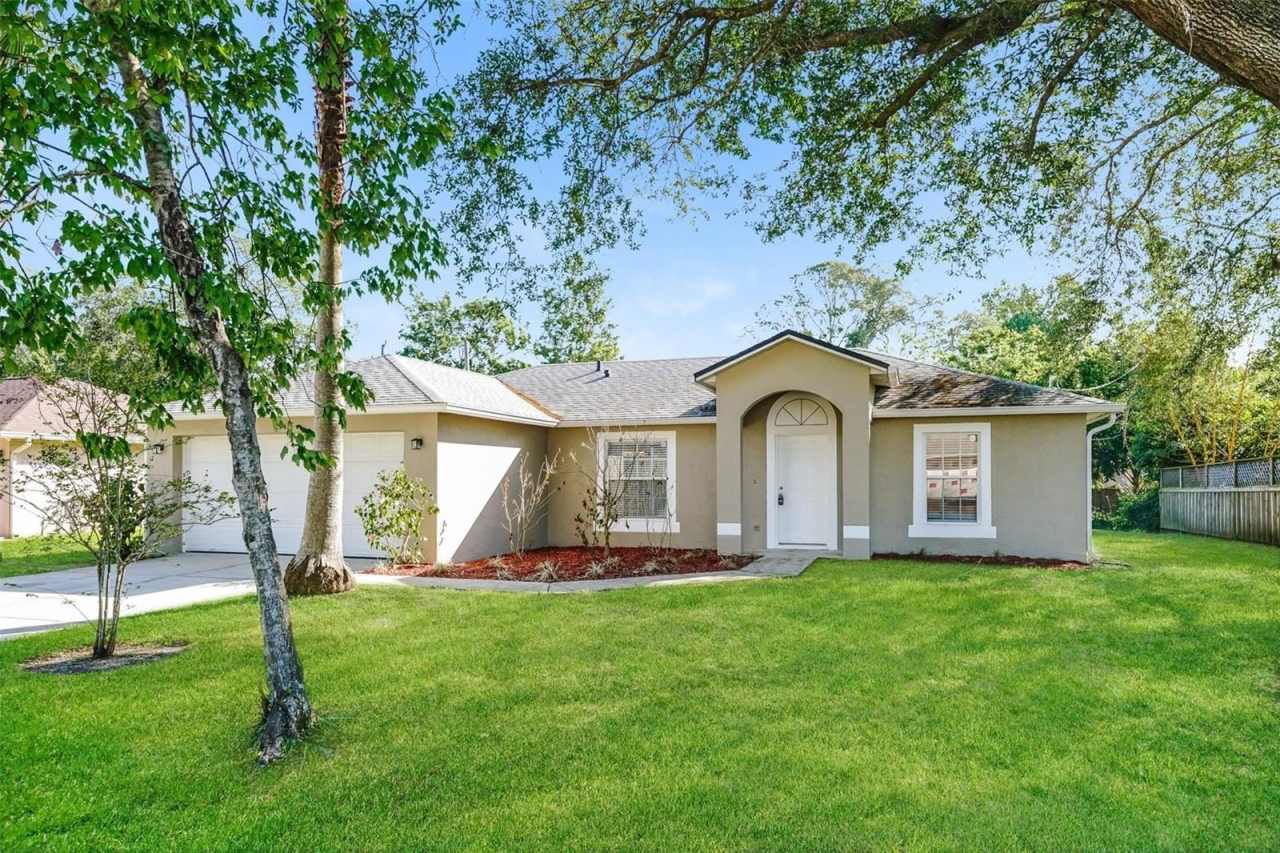 2941 UMBRELLA TREE DRIVE