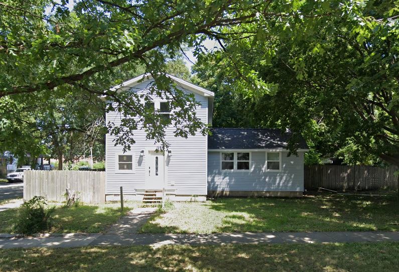 402 East Park Street