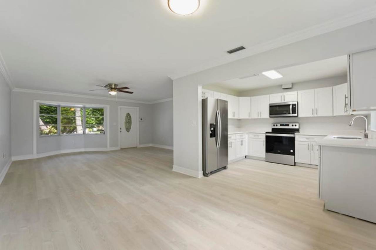 1201 NW 7th Court, Boynton Beach, FL 33426