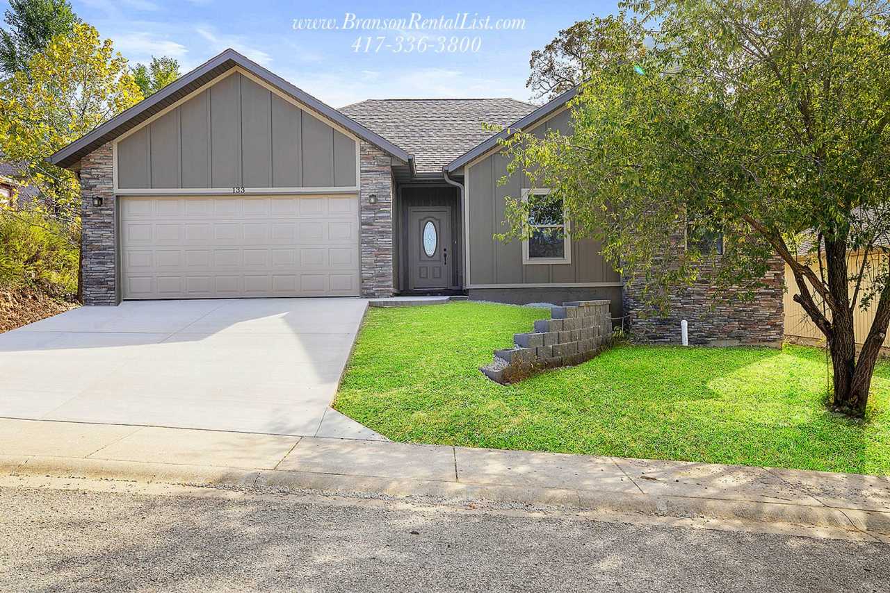 Great Location available again!!!