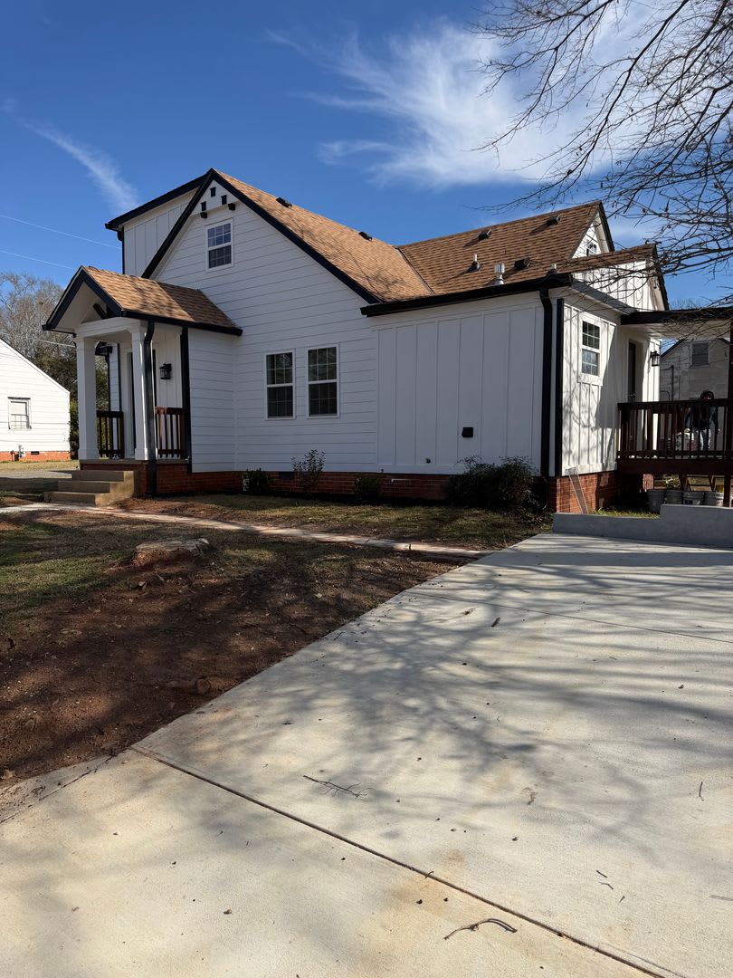 222 Burnett St., Greenville