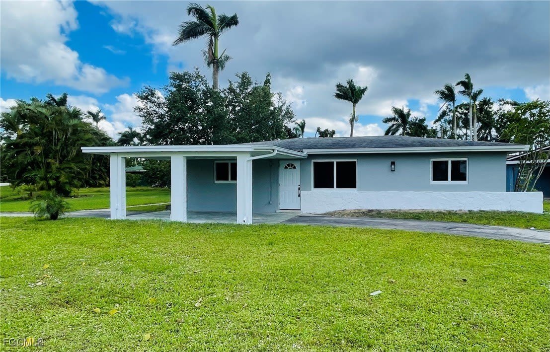 4432 E Riverside Drive