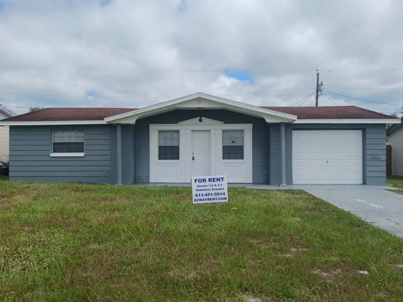 3 bed home in Holiday, FL!