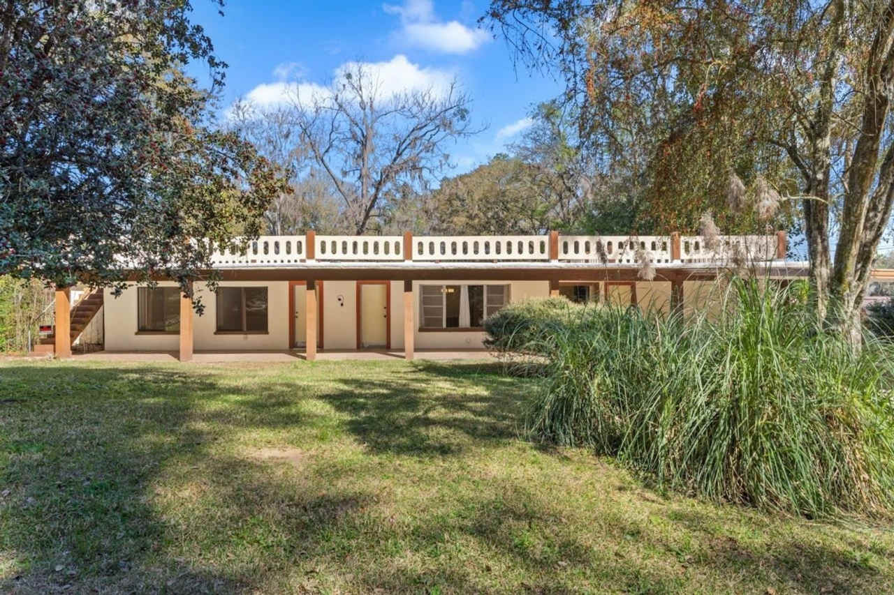 Spacious  Modern 2-Bedroom Duplex in Private Lake Jackson Setting – Tallahassee