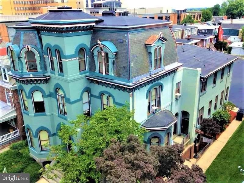 439 N DUKE ST unit: 4