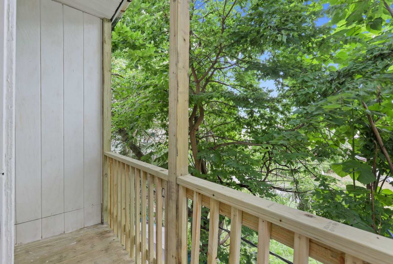 Section 8 - 3 Bedroom row home in Allison Hill area