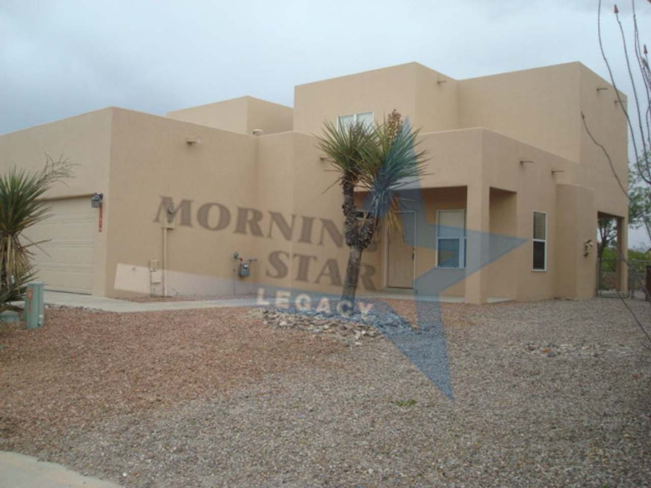 Cute Townhouse in Desirable Area- Close to everything!