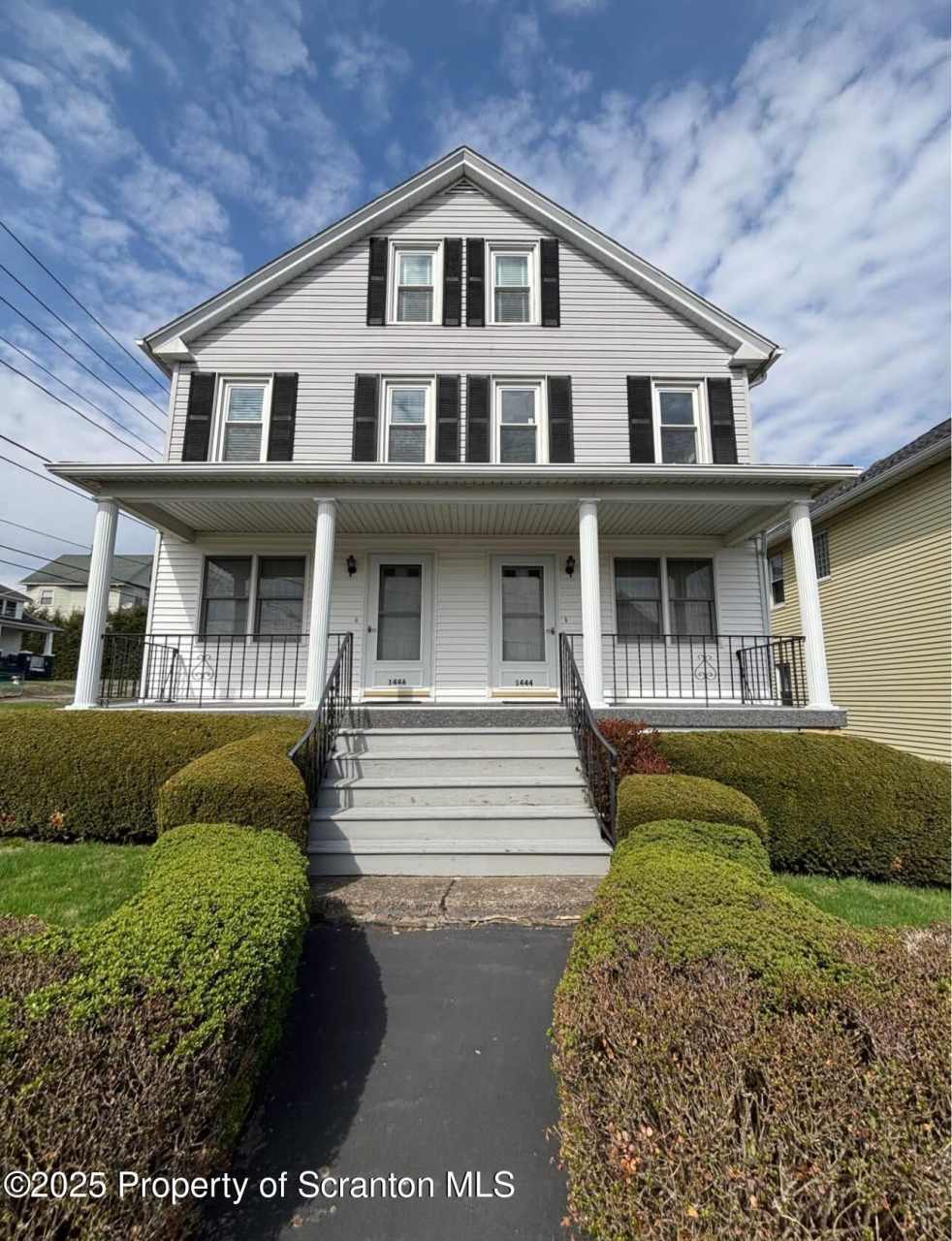 1444 Thackery Street